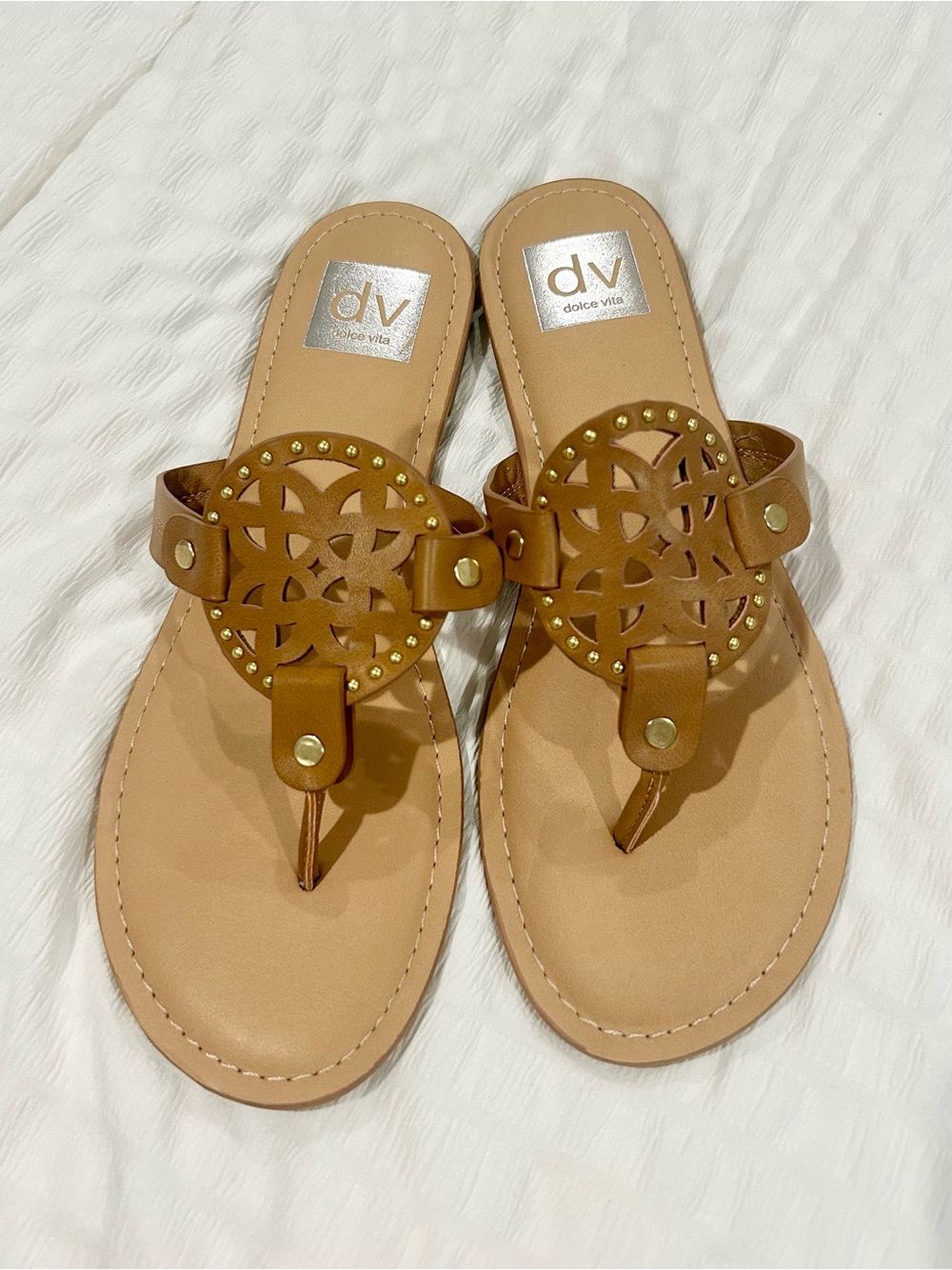 DV by Dolce Vita Tan Cutout Medallion Thong Sandals